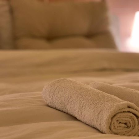 Novi Ligure Private Apartment Bagian luar foto