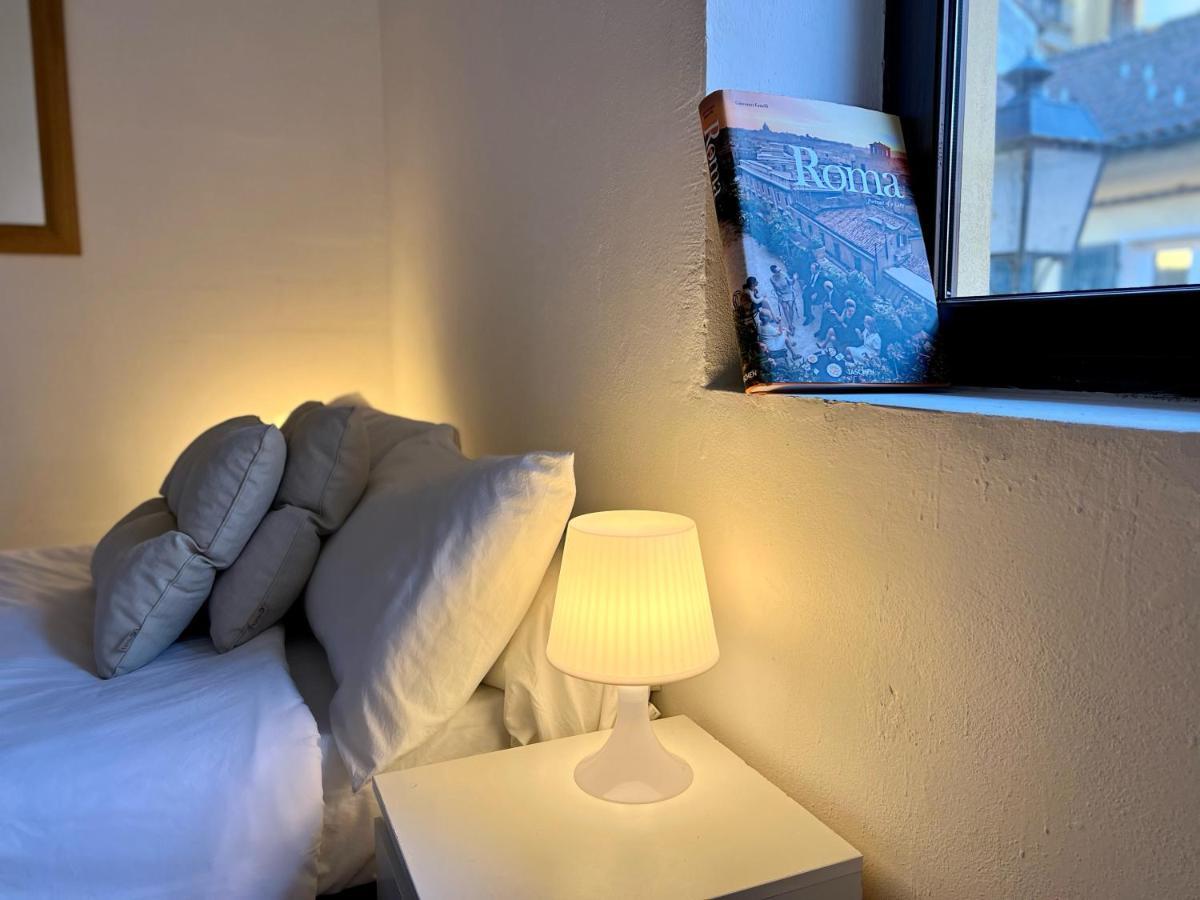 Novi Ligure Private Apartment Bagian luar foto