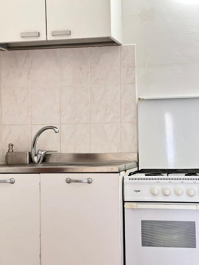 Novi Ligure Private Apartment Bagian luar foto