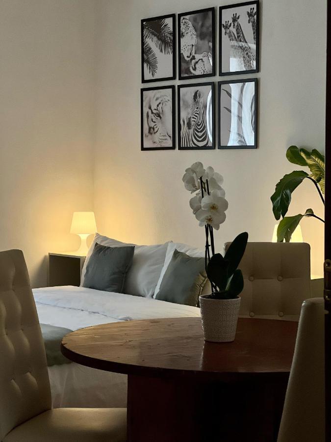 Novi Ligure Private Apartment Bagian luar foto