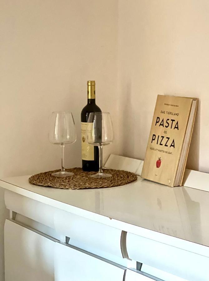 Novi Ligure Private Apartment Bagian luar foto